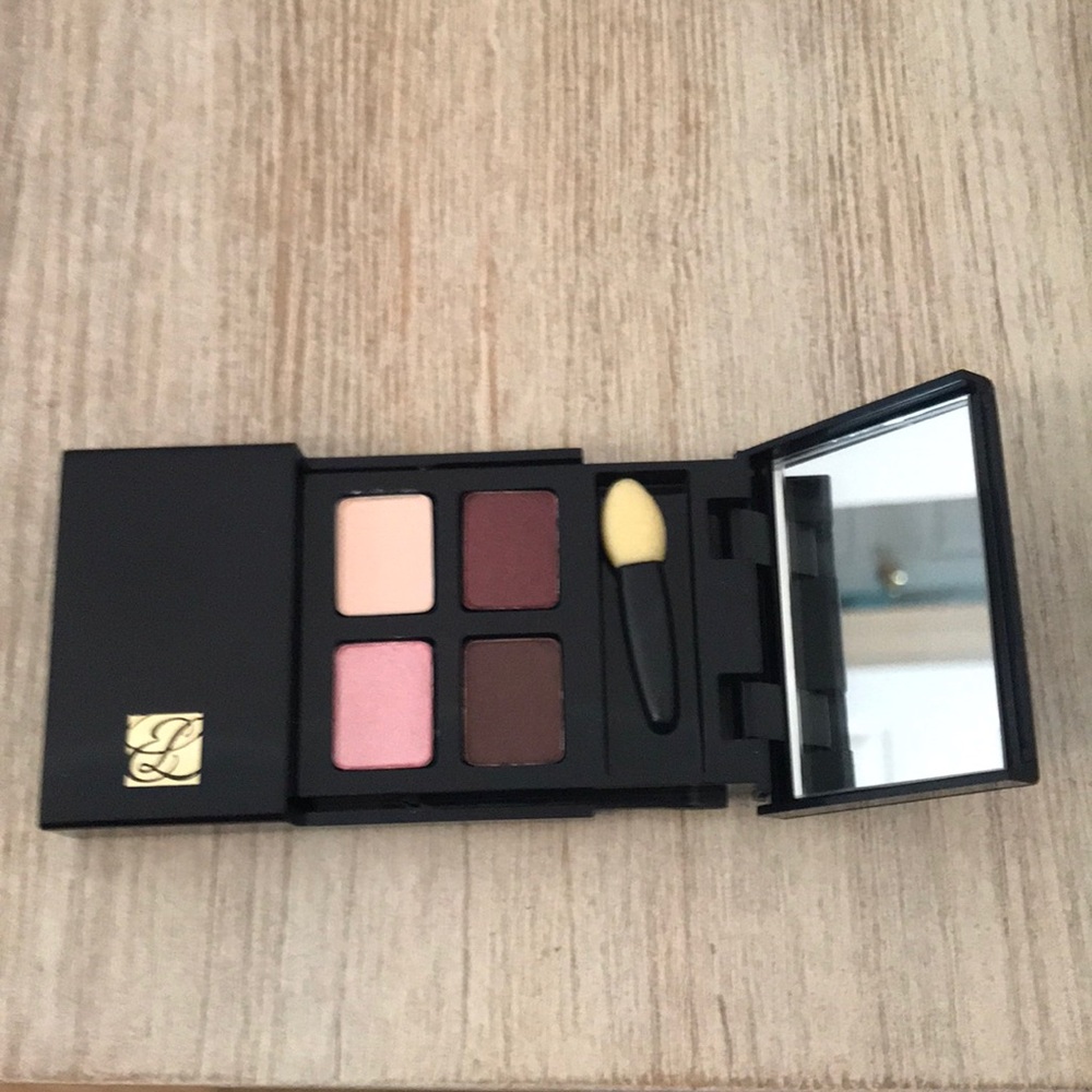Estee Lauder Signature Eyeshadow🌸
